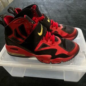 Nike Kids Red and Black Sneakers with Gold Accents